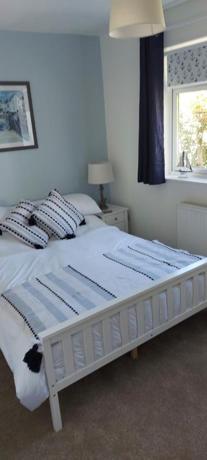 Sea Crest, Beautiful Home In Tenby With Sea Views Bagian luar foto